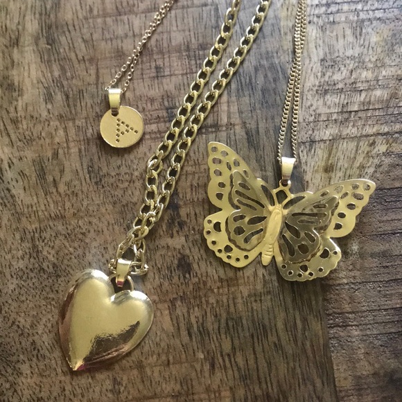 New Heart Butterfly Multilayer Pendant Necklace - Picture 2 of 3